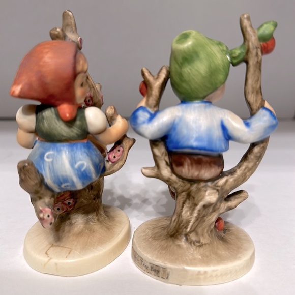 💙TM3 ‘Apple Tree Girl and Apple Tree Boy’ Hummel Goebel - Picture 3 of 10